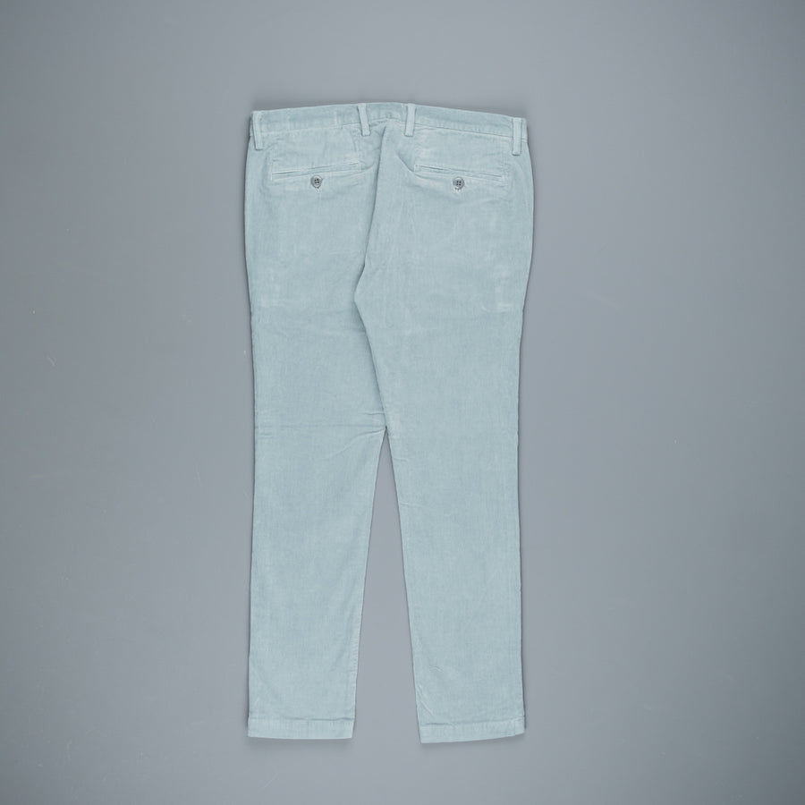Remi Relief Stretch Corduroy Chino Sax