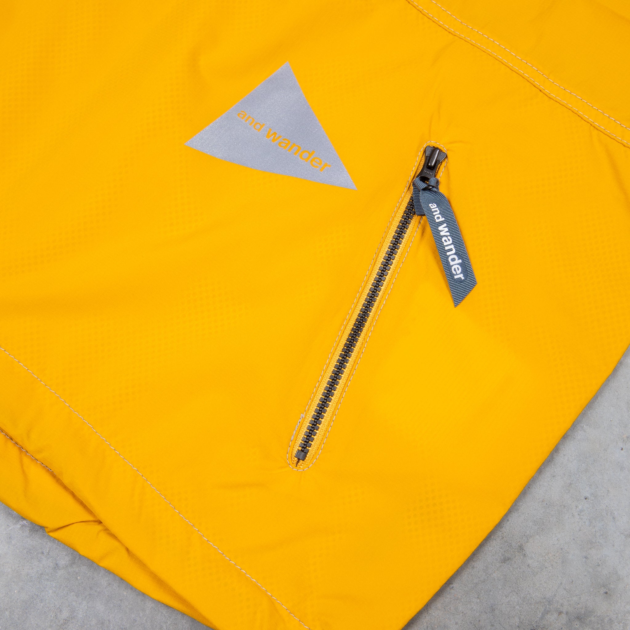 And Wander Pertex Wind T Yellow