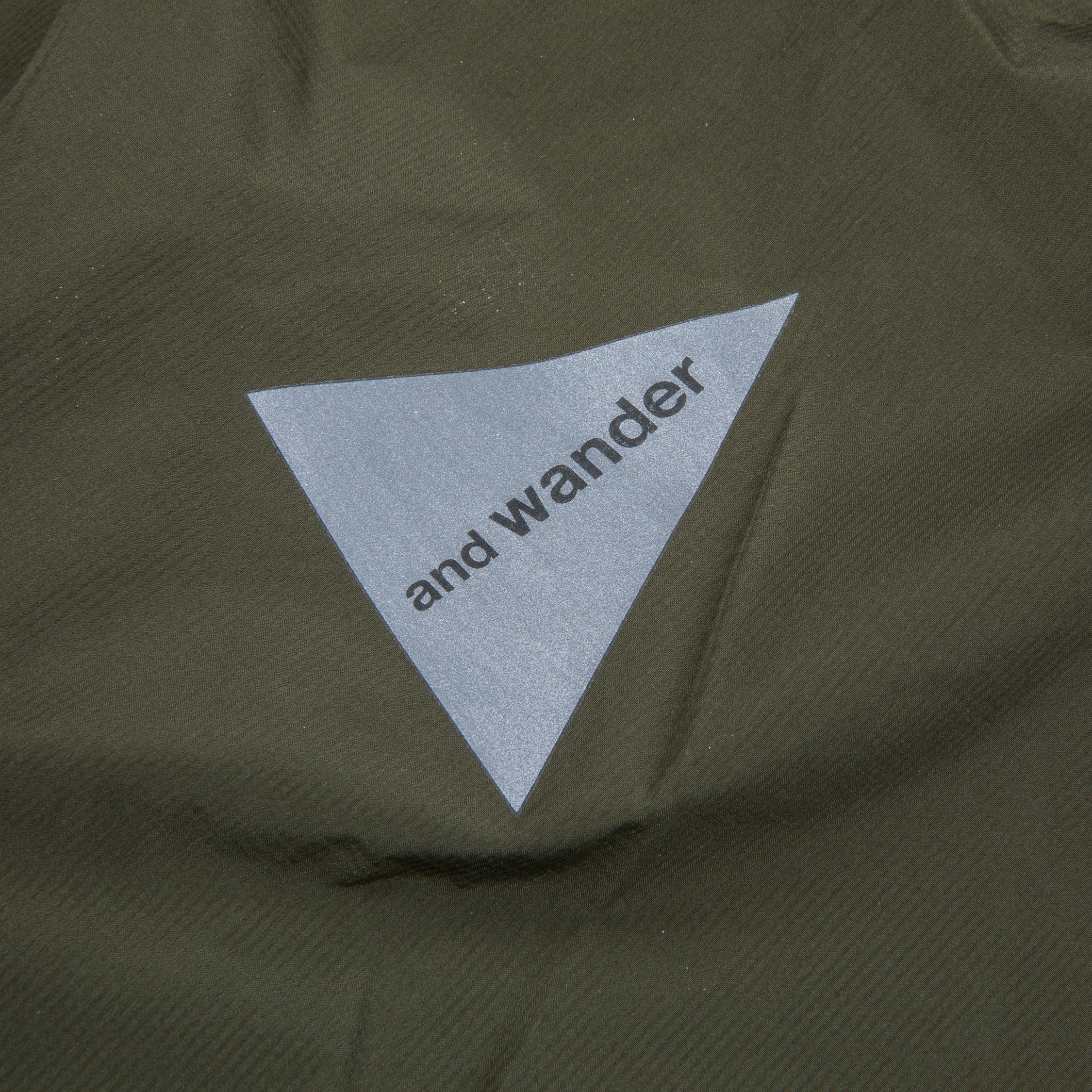 And Wander Pertex wind jacket khaki