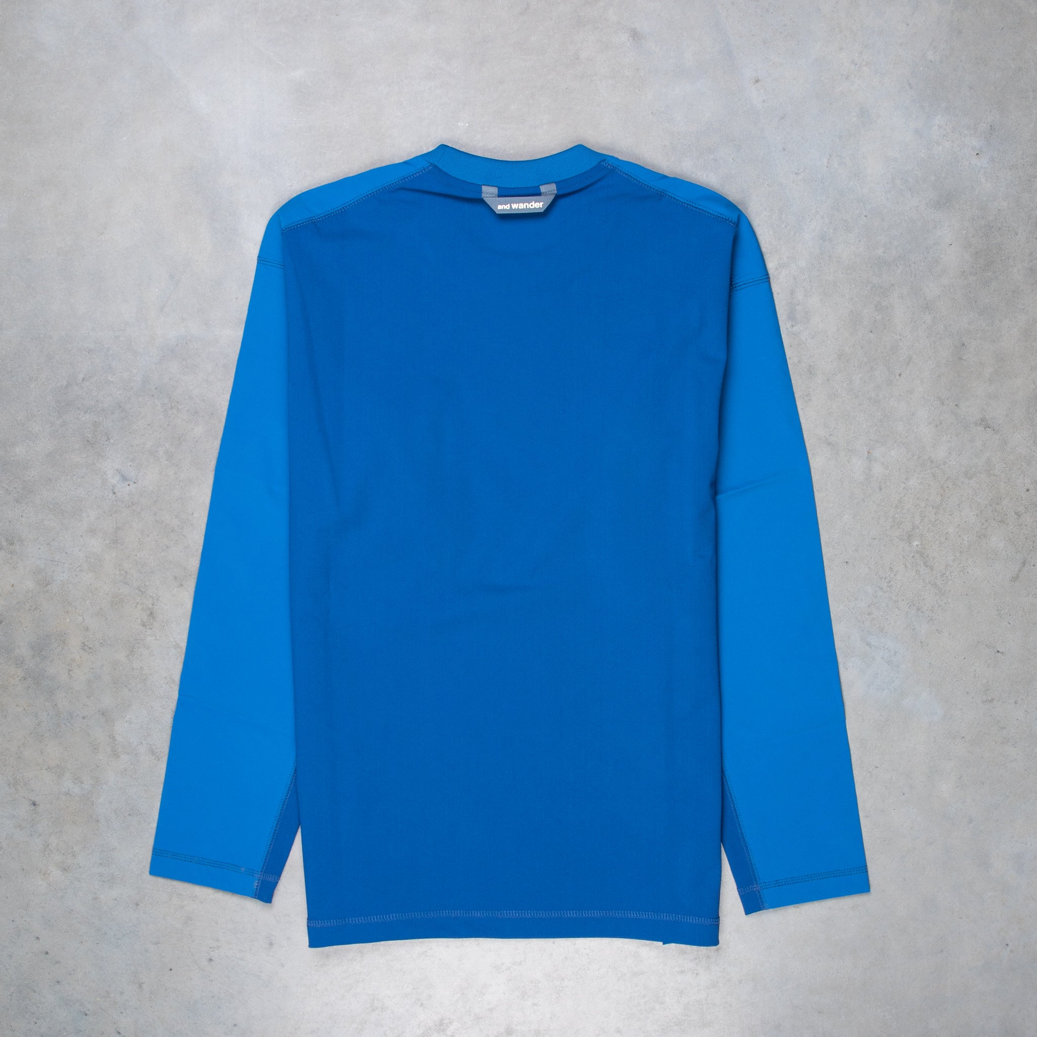 And Wander Cool Touch Pocket LS T Blue