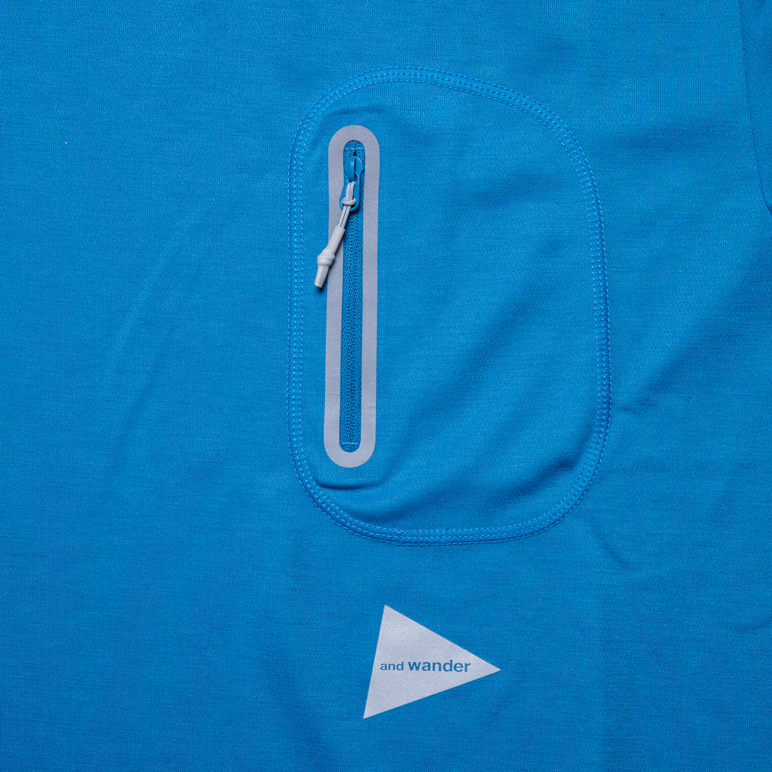 And Wander Seamless SS T Blue
