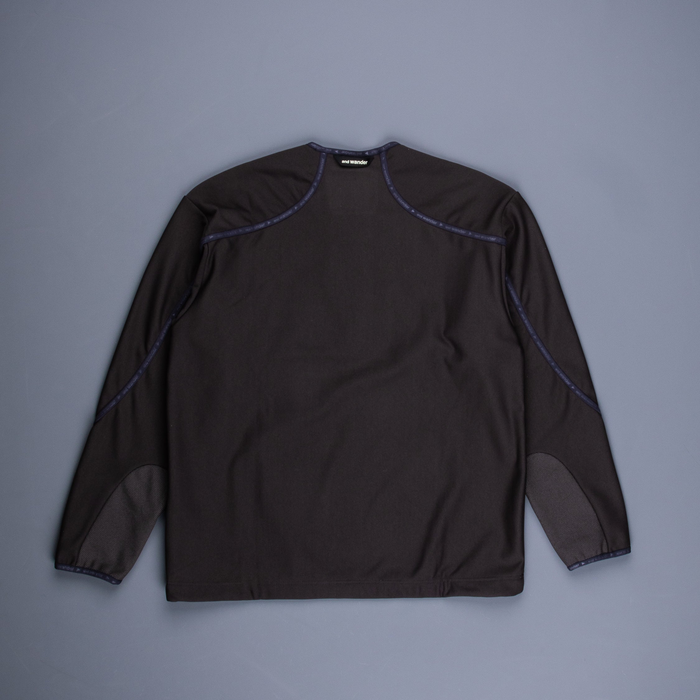 And Wander light fleece pullover charcoal