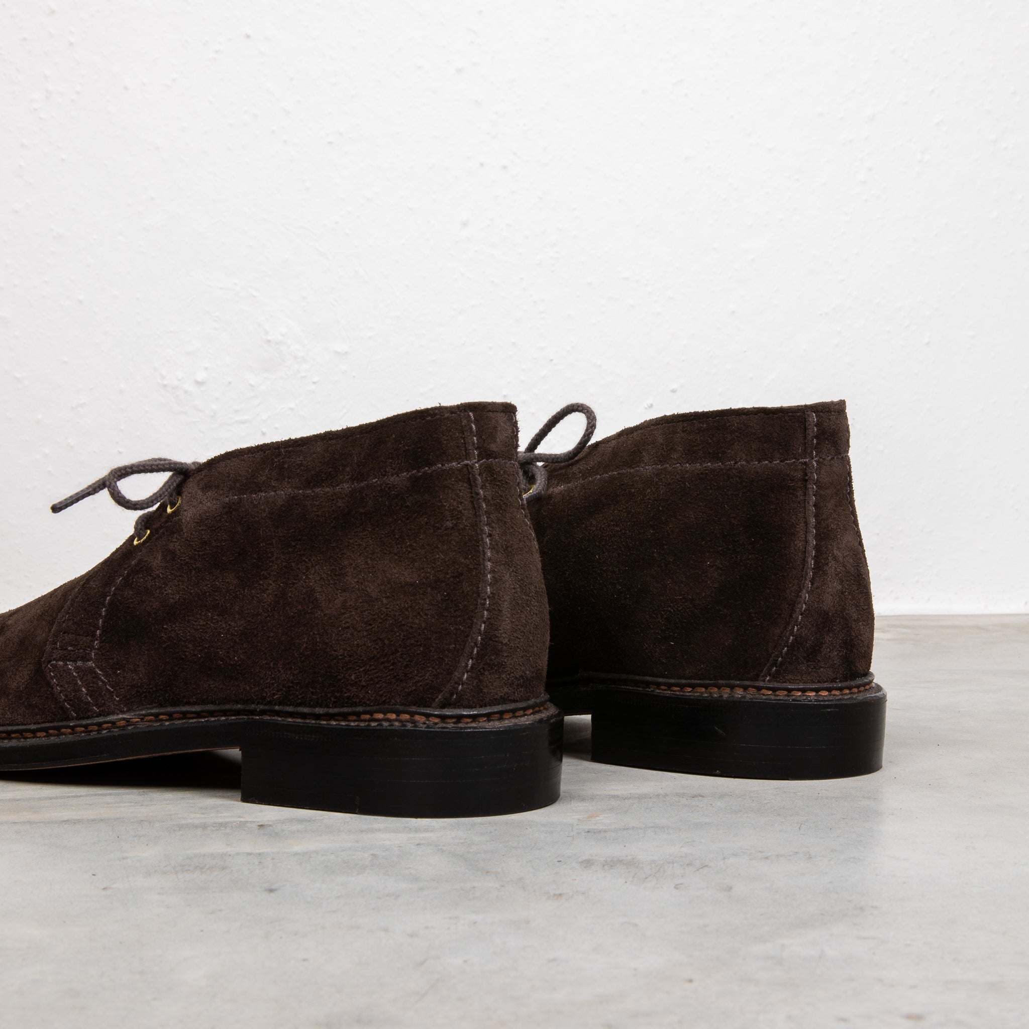 unlined chukka