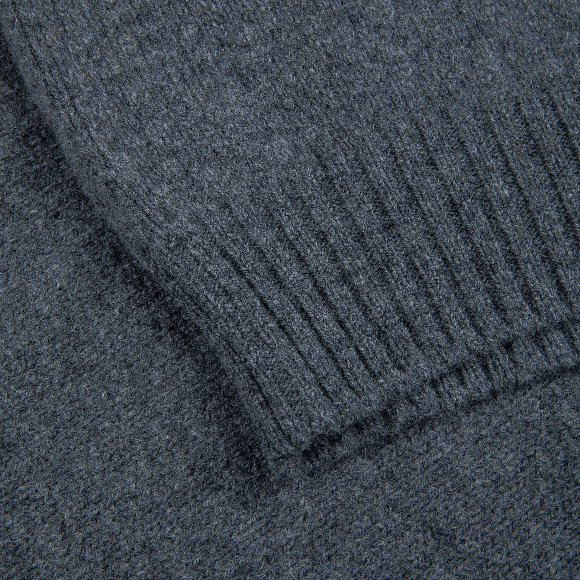 William Lockie x Frans Boone Tip Super Geelong Roll Neck Derby