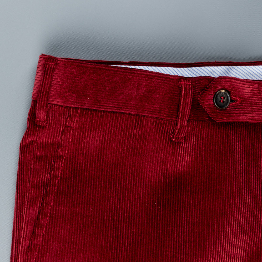Rota Pantaloni High Rise Regular Fit 14-Wale Corduroy Cardinale