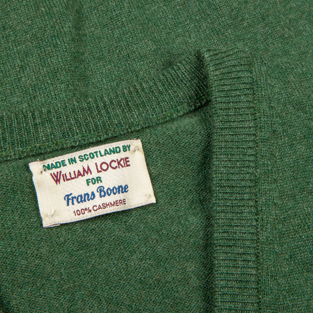 William Lockie Oxton Cashmere V-Neck Serpentine