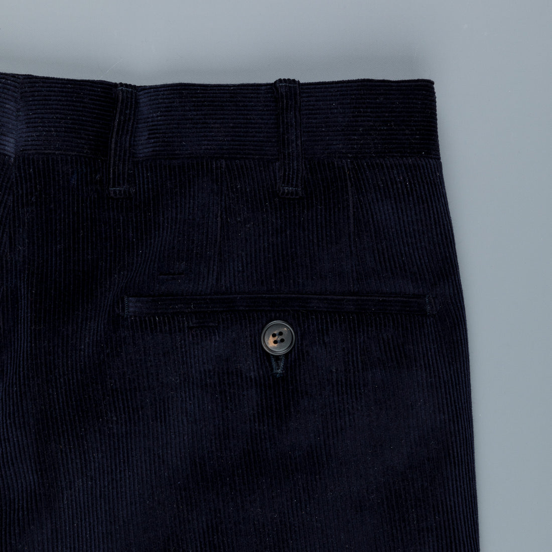 Rota Pantaloni High Rise Regular Fit 14-Wale Corduroy Blu Scuro