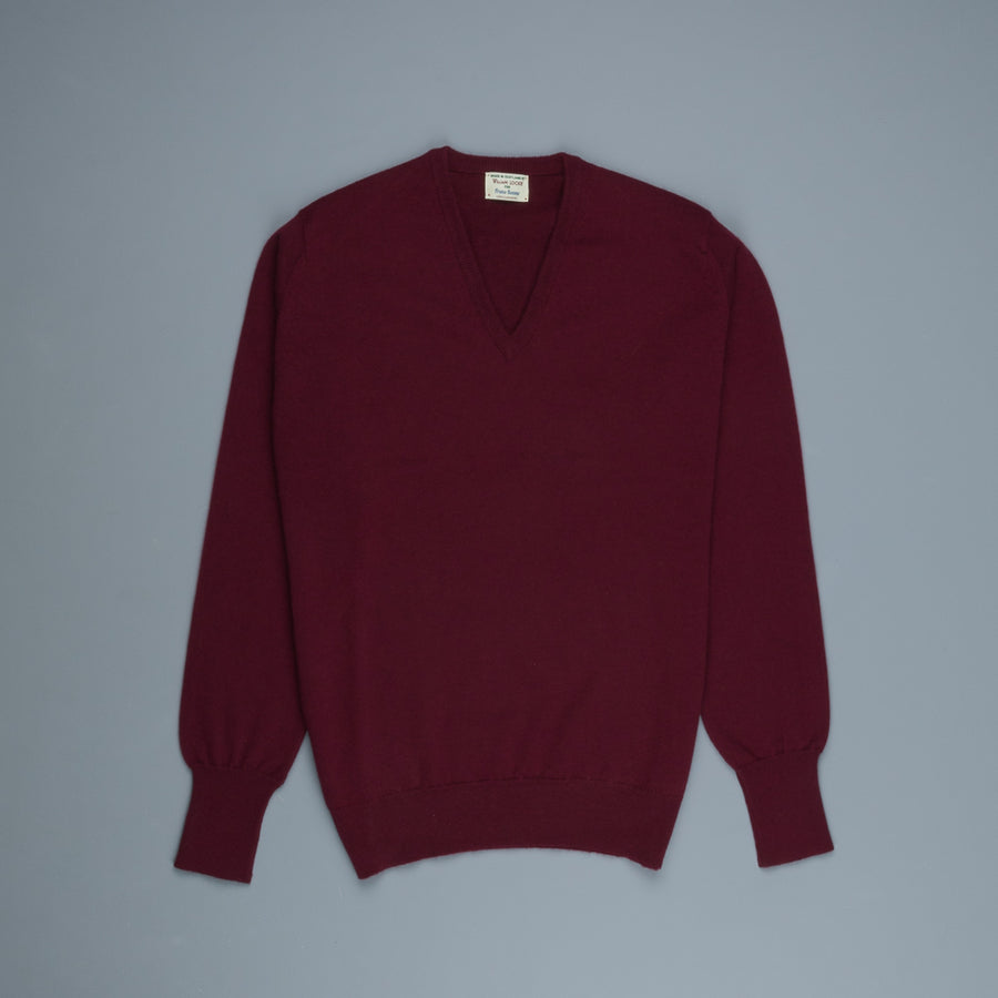 William Lockie Oxton Cashmere V-Neck Damson