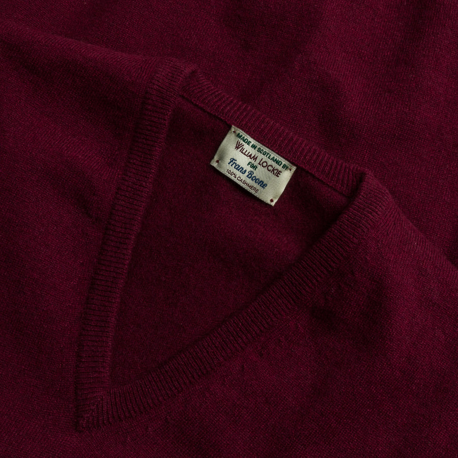 William Lockie Oxton Cashmere V-Neck Damson