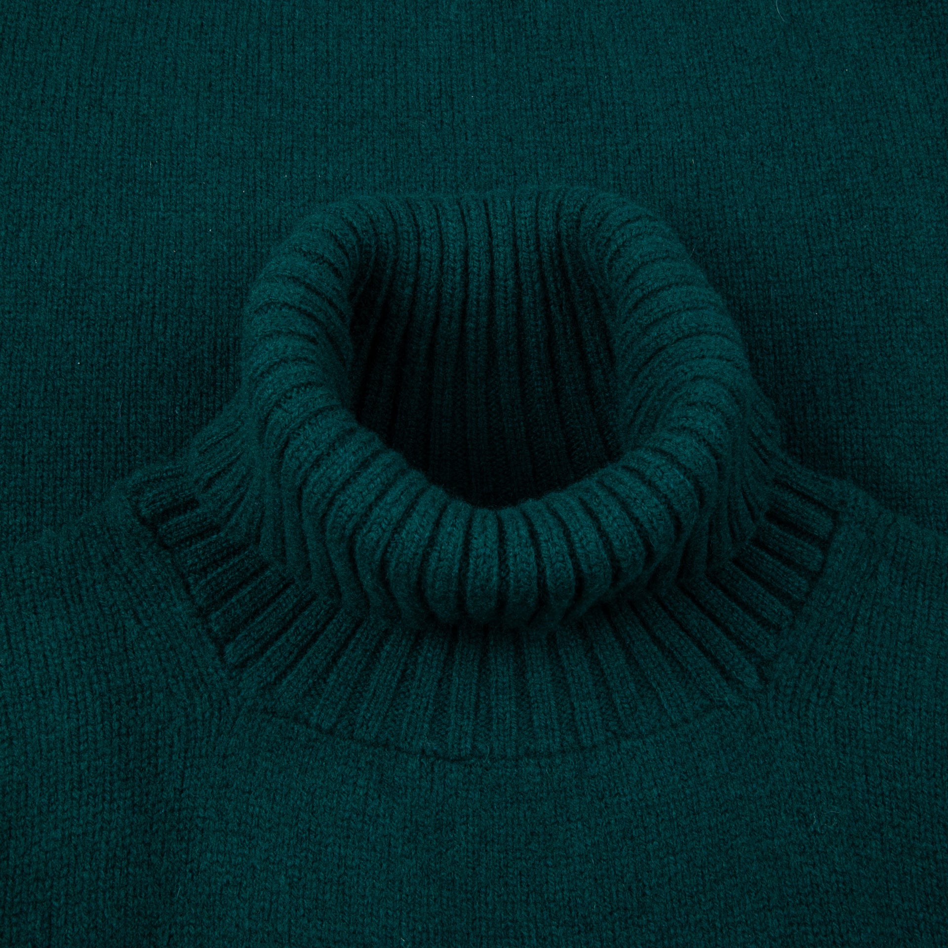 William Lockie x Frans Boone Tip Super Geelong Roll Neck Tartan Green