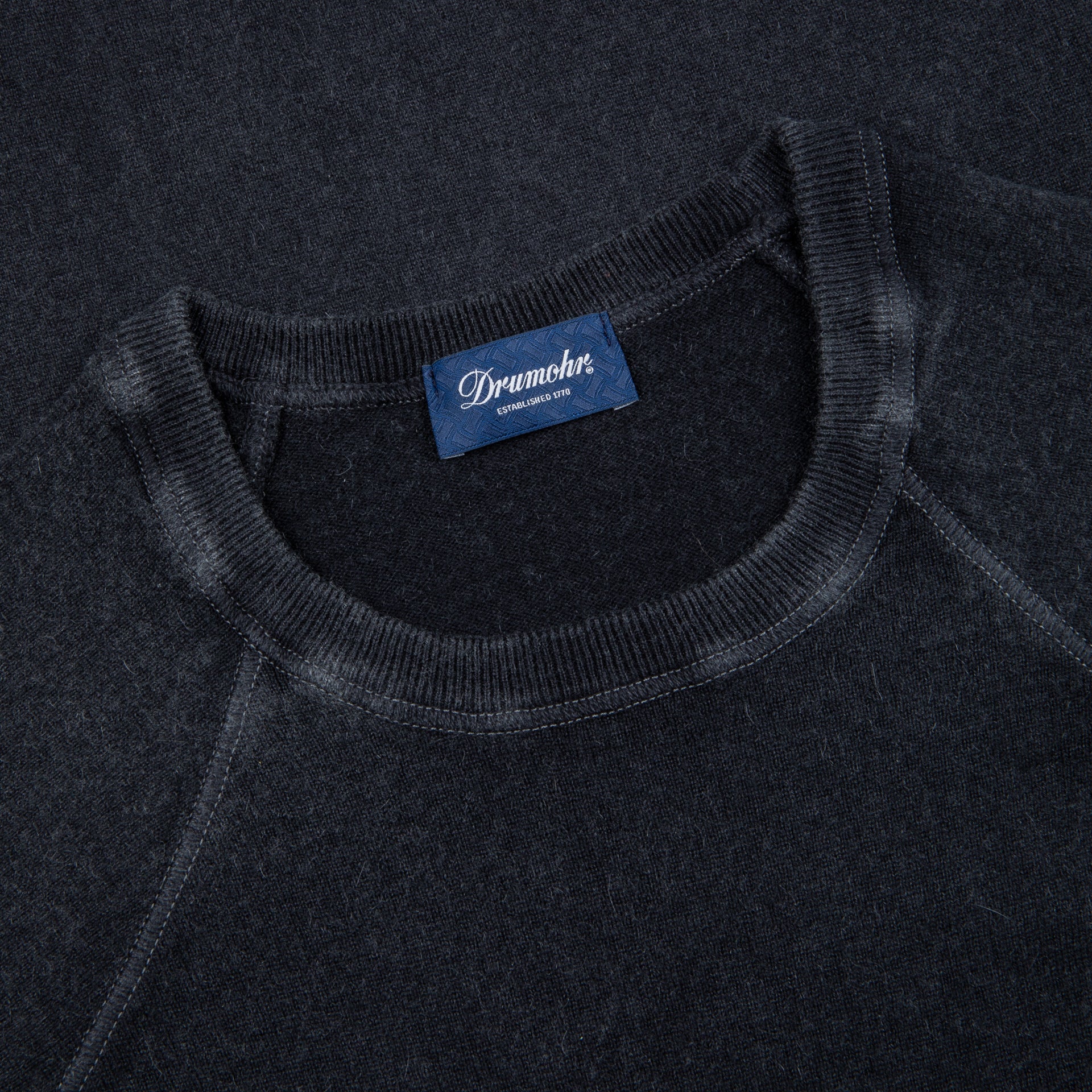 Drumohr Cashmere Sweater Frost Charcoal