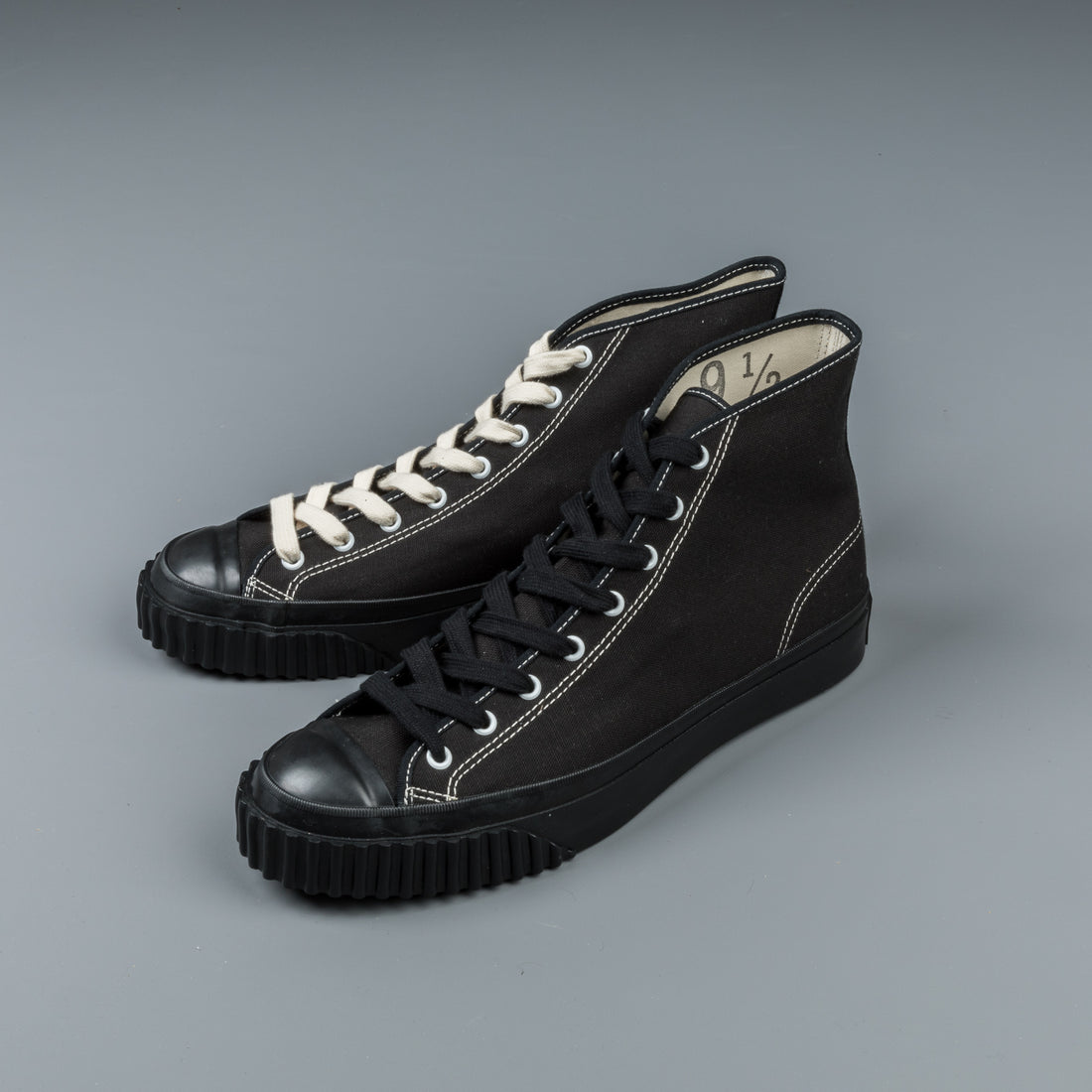 The Real McCoy's Military Canvas Training shoes Black