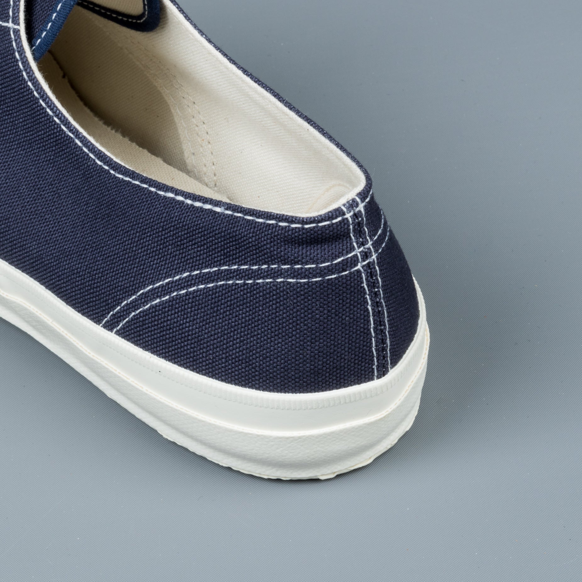 The Real McCoy&#39;s U.S.N. Cotton Canvas Deck Shoes navy