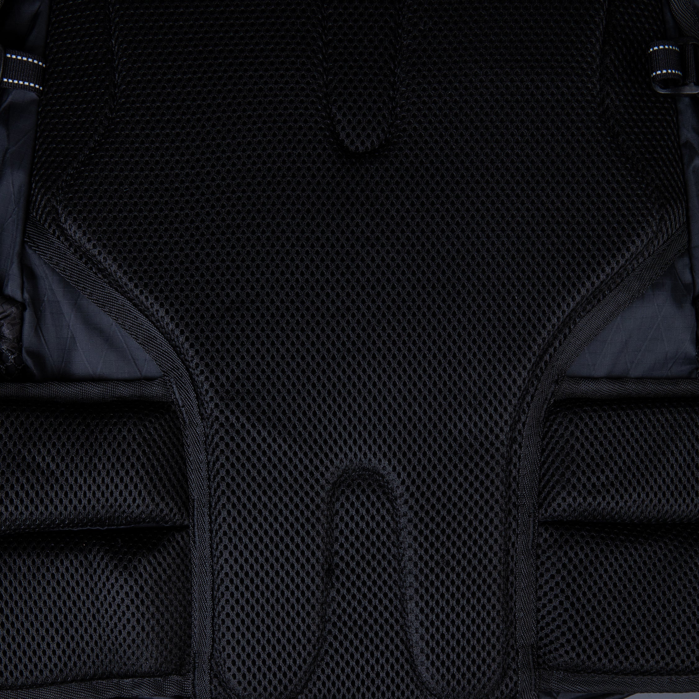 And Wander X-Pac 40L Backpack Black