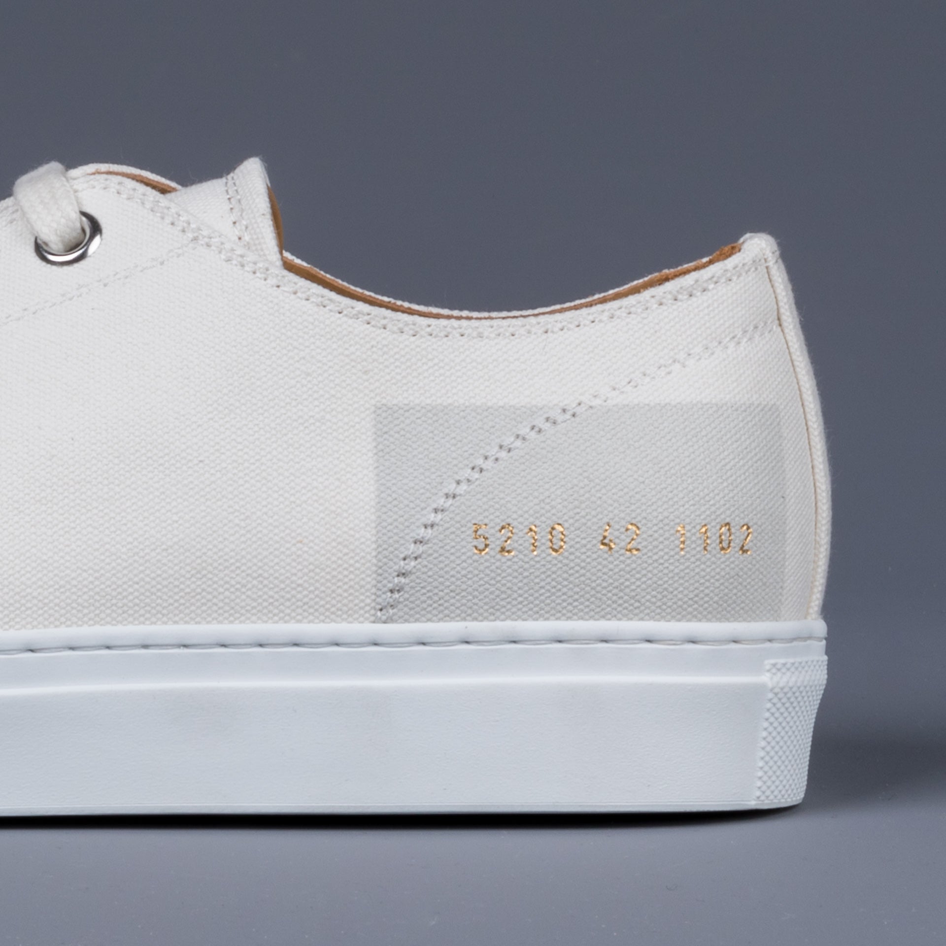 Common Projects Tournament low in Canvas Off White