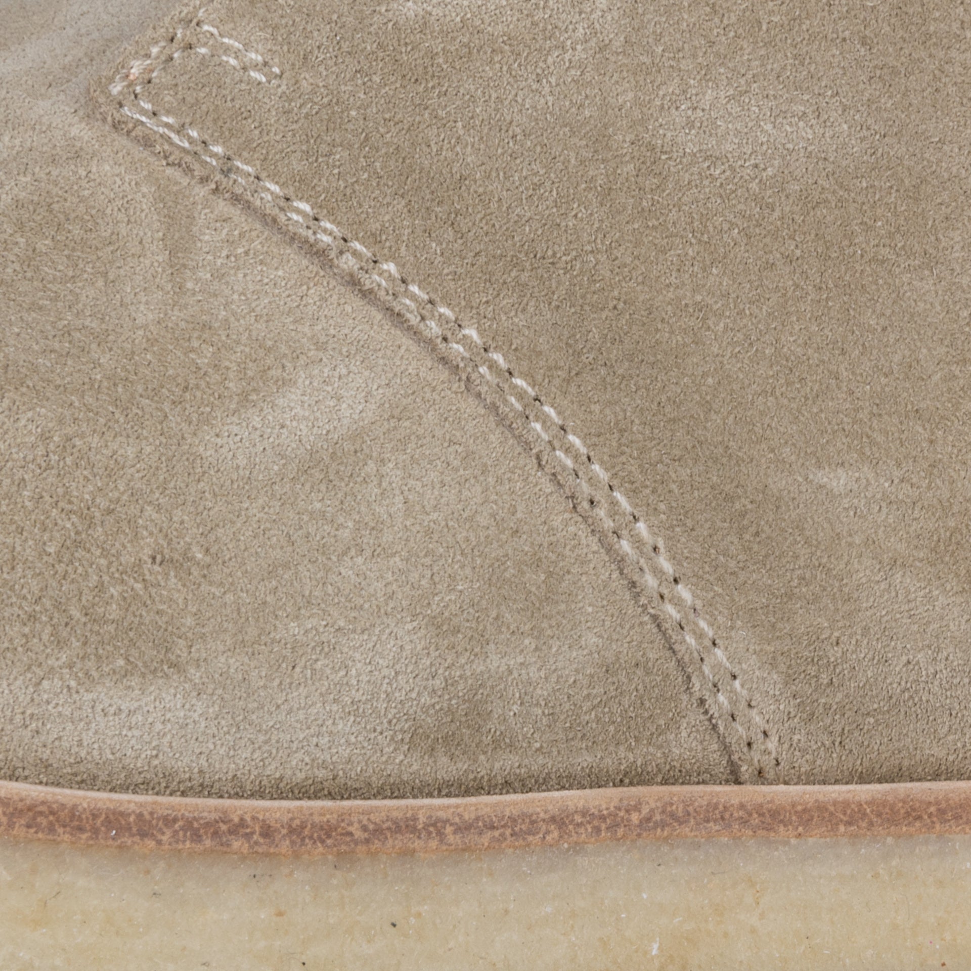 Common Projects Chukka Taupe