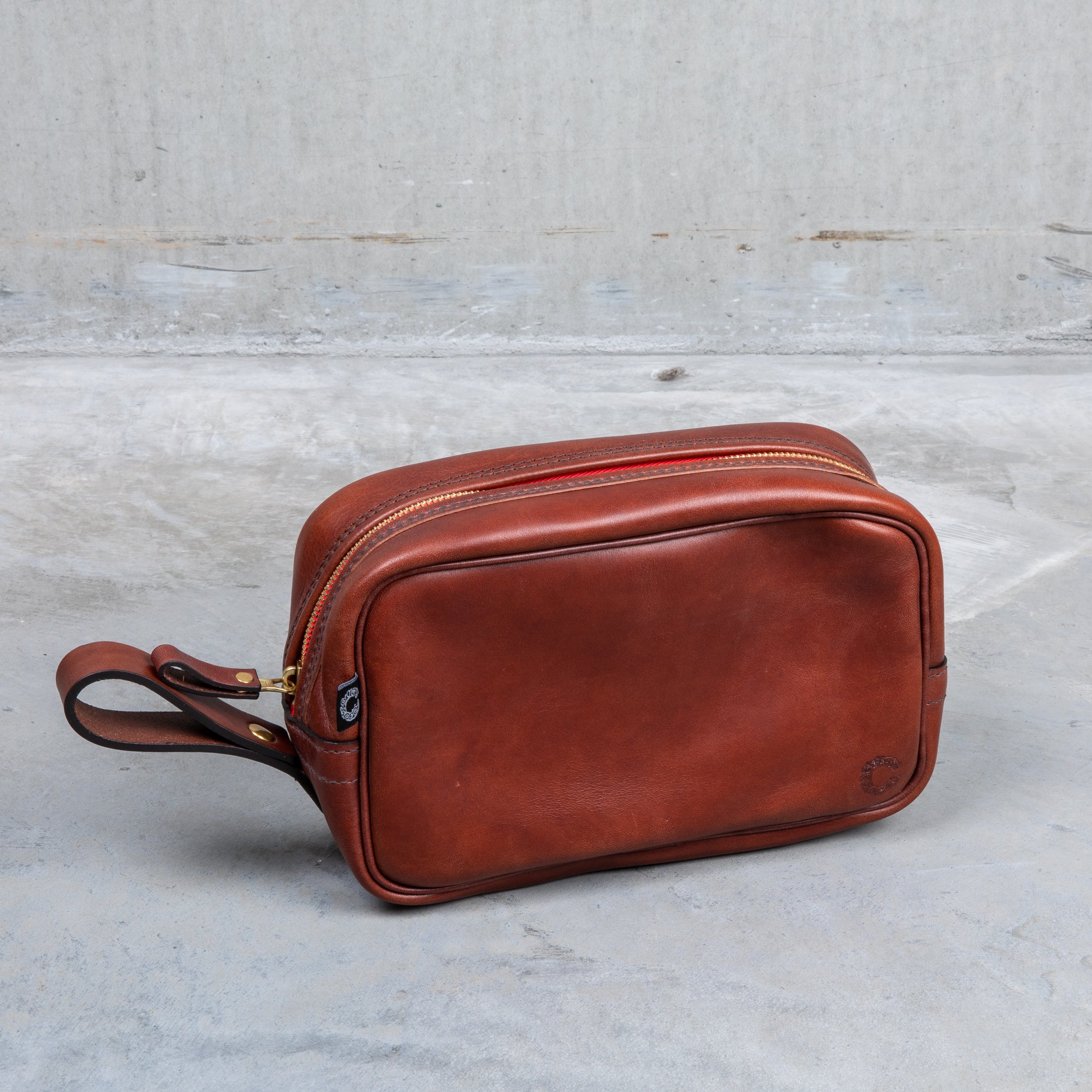Leather wash bag best sale