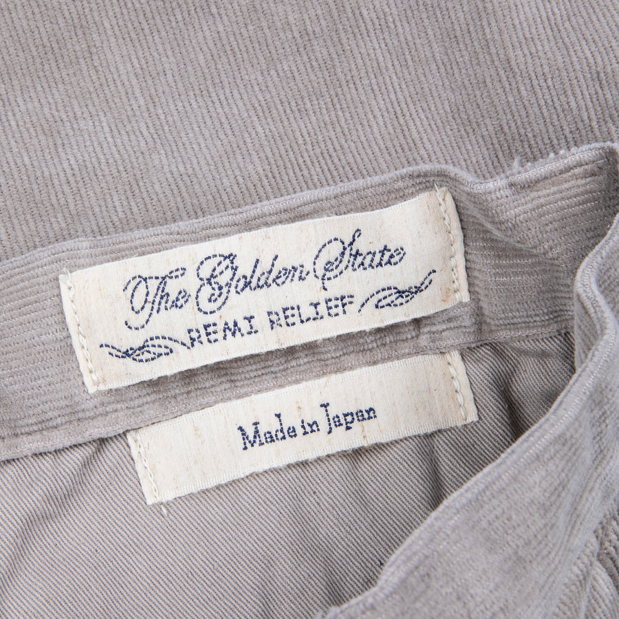 Remi Relief Corduroy stretch pants light gray