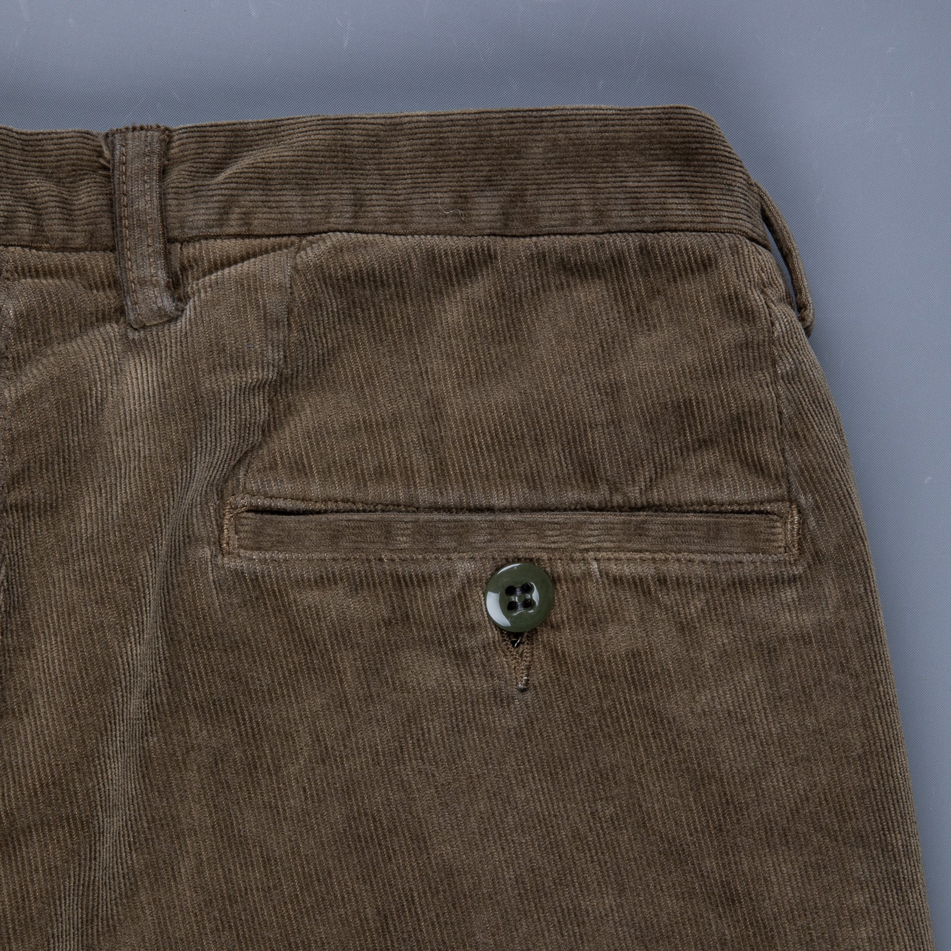 Remi Relief Corduroy stretch pants Khaki