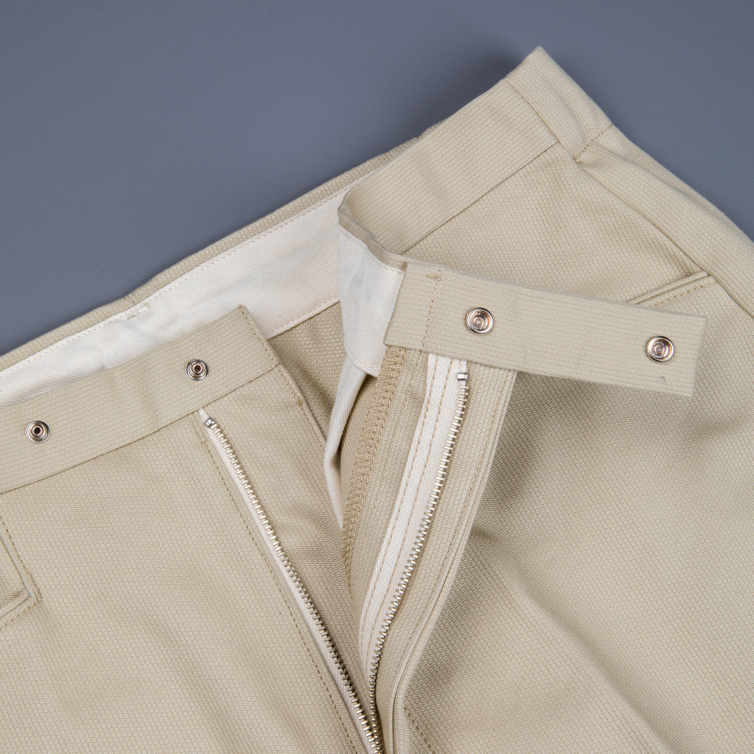The Real McCoy´s Belted Waistband Plain Stitch Pique Pants Ivory