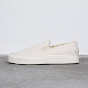 Common Projects 5217 Slip-On in Canvas Off-White