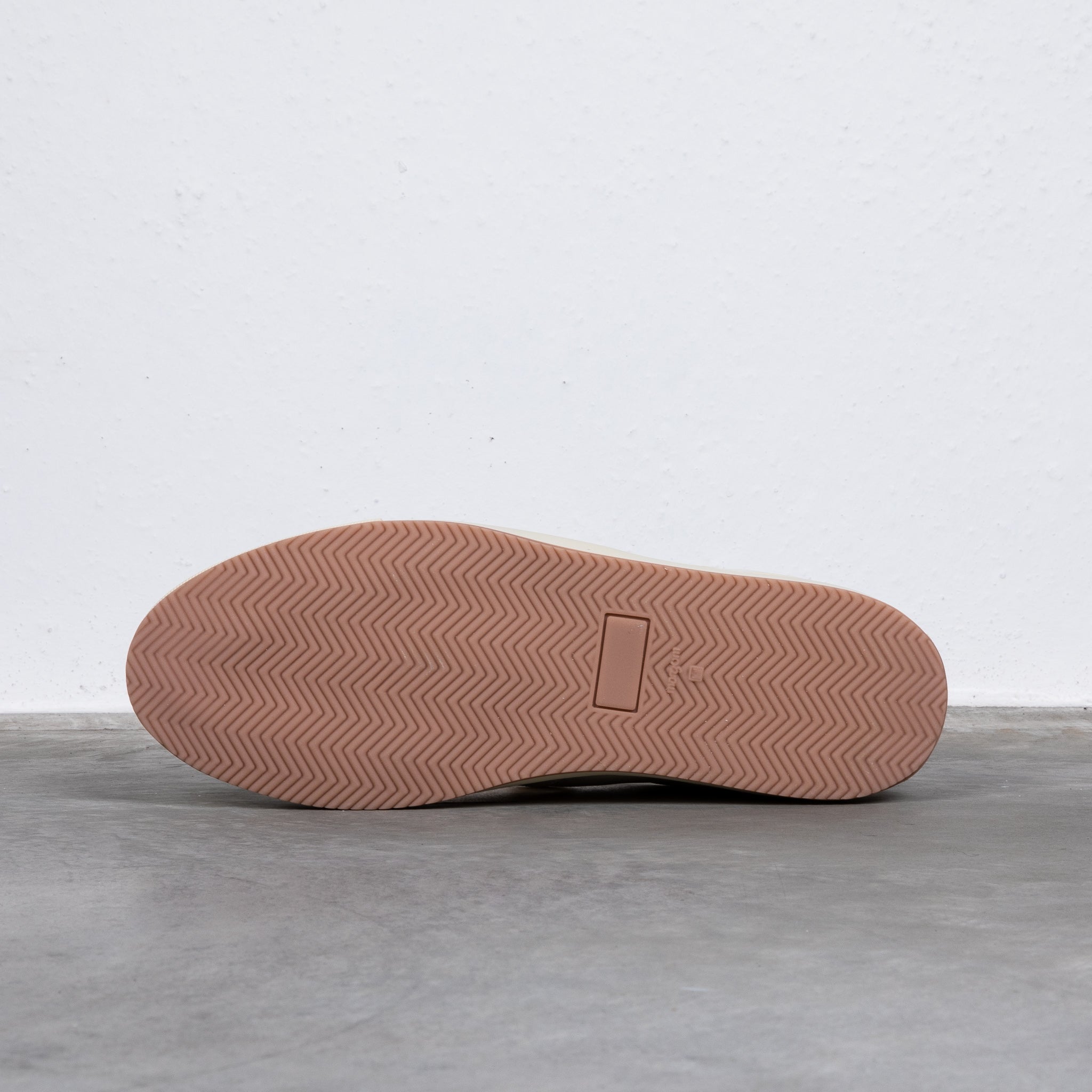 Common Projects 2373 Decades Low Off White