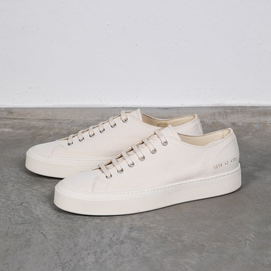 Common Projects 5219 Tournament Low in Canvas Off White – Frans ...