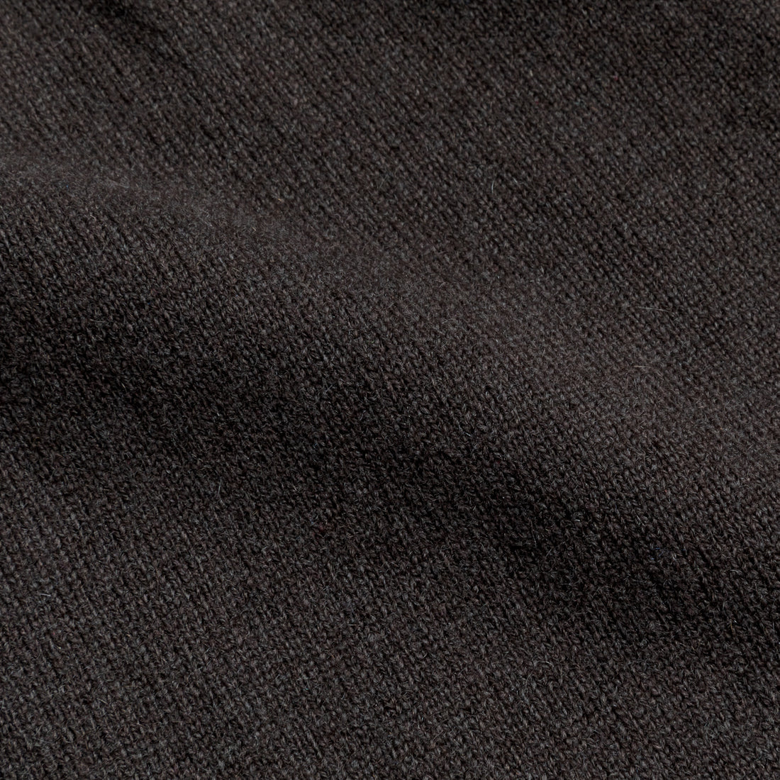 William Lockie Oxton Cashmere V-Neck Scout
