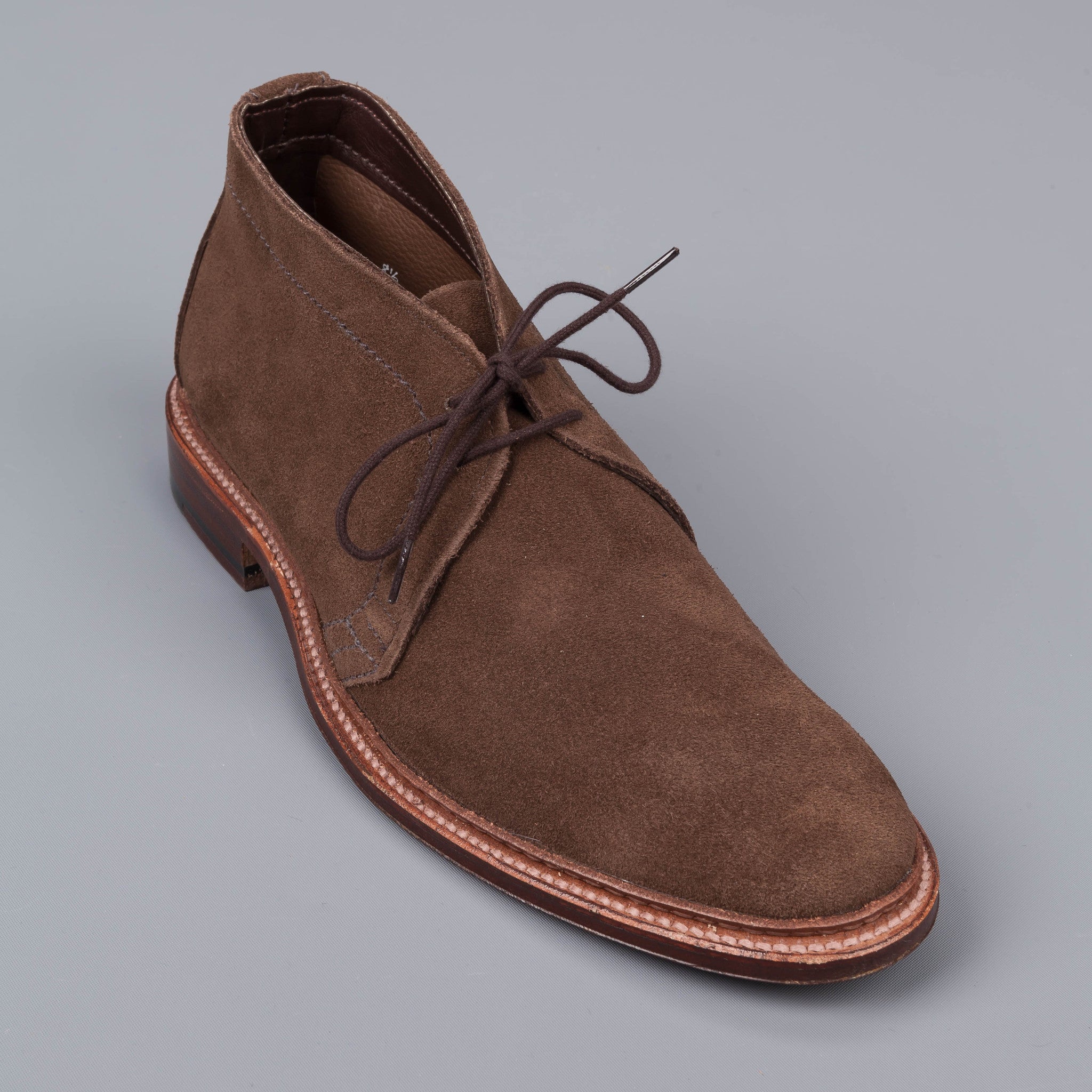 Alden chukka in unlined dark brown suede