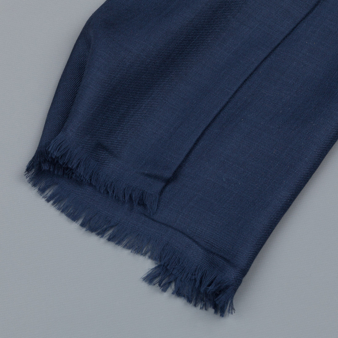 Alex Begg Wispy woven stole cashmere Navy