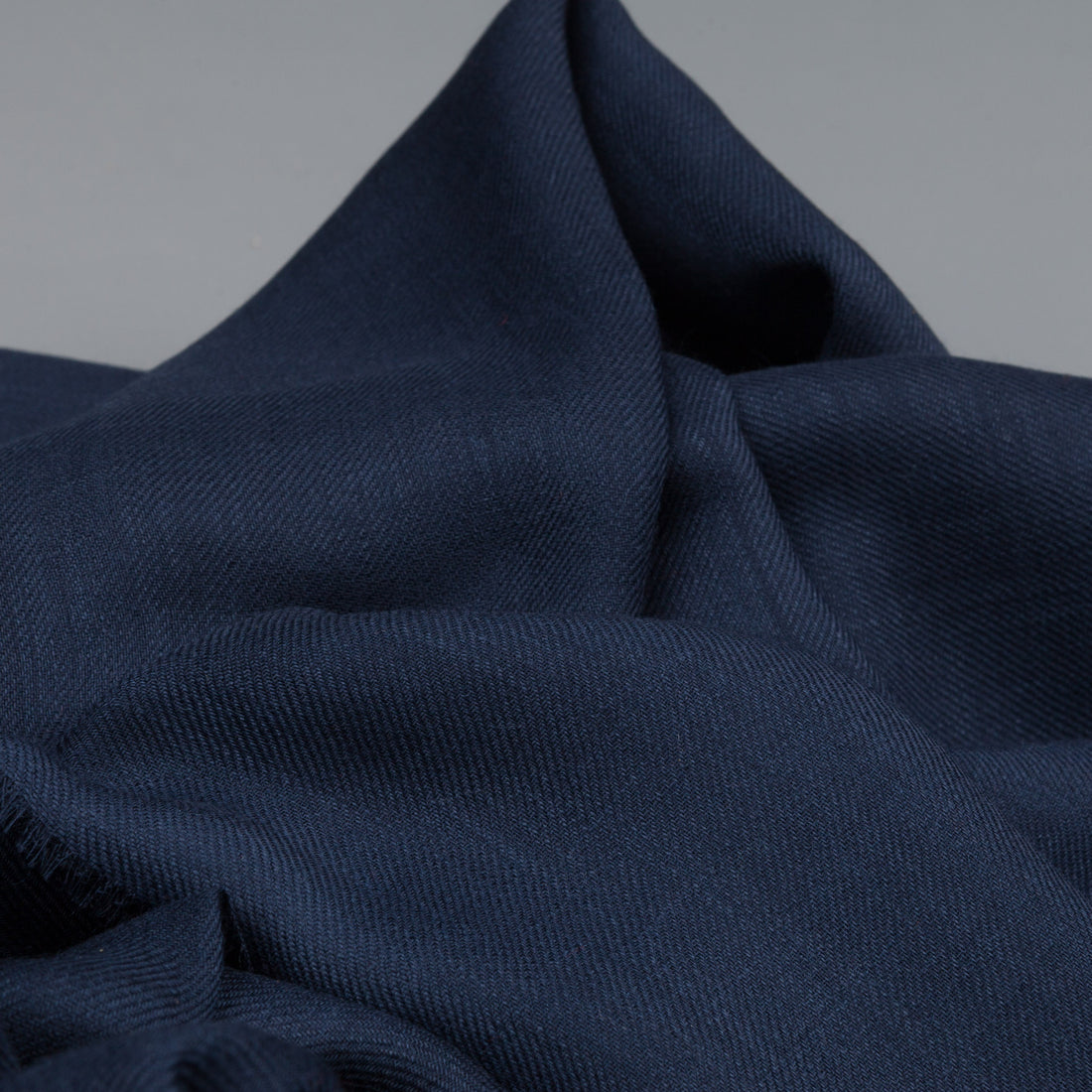Alex Begg Wispy woven stole cashmere Navy