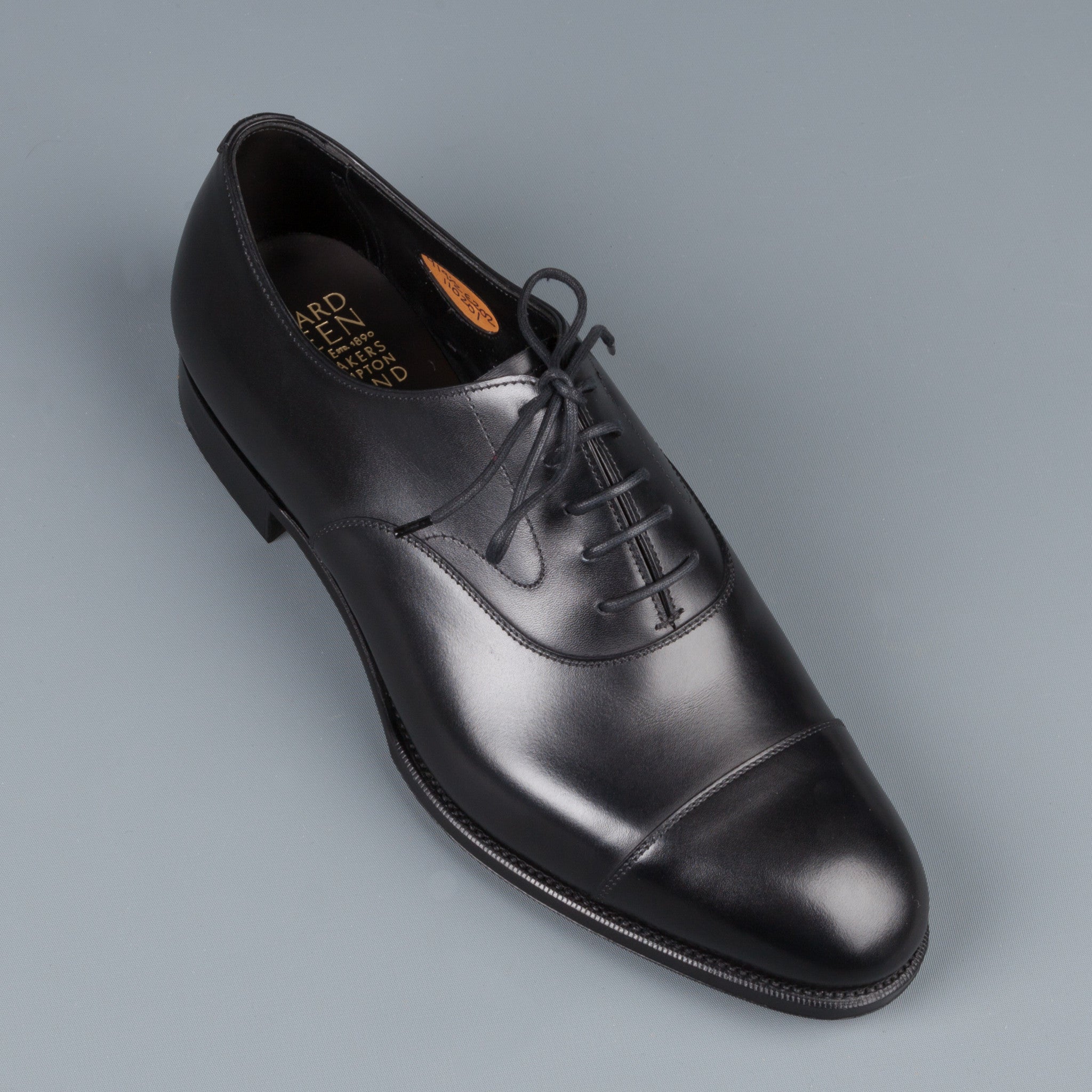 Edward Green Chelsea in Black calf