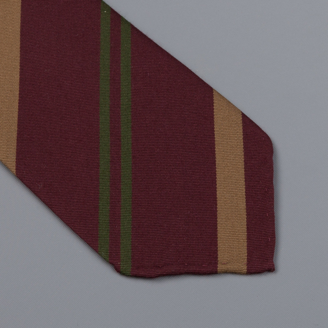 Drake's untipped club tie gold stripe burgundy