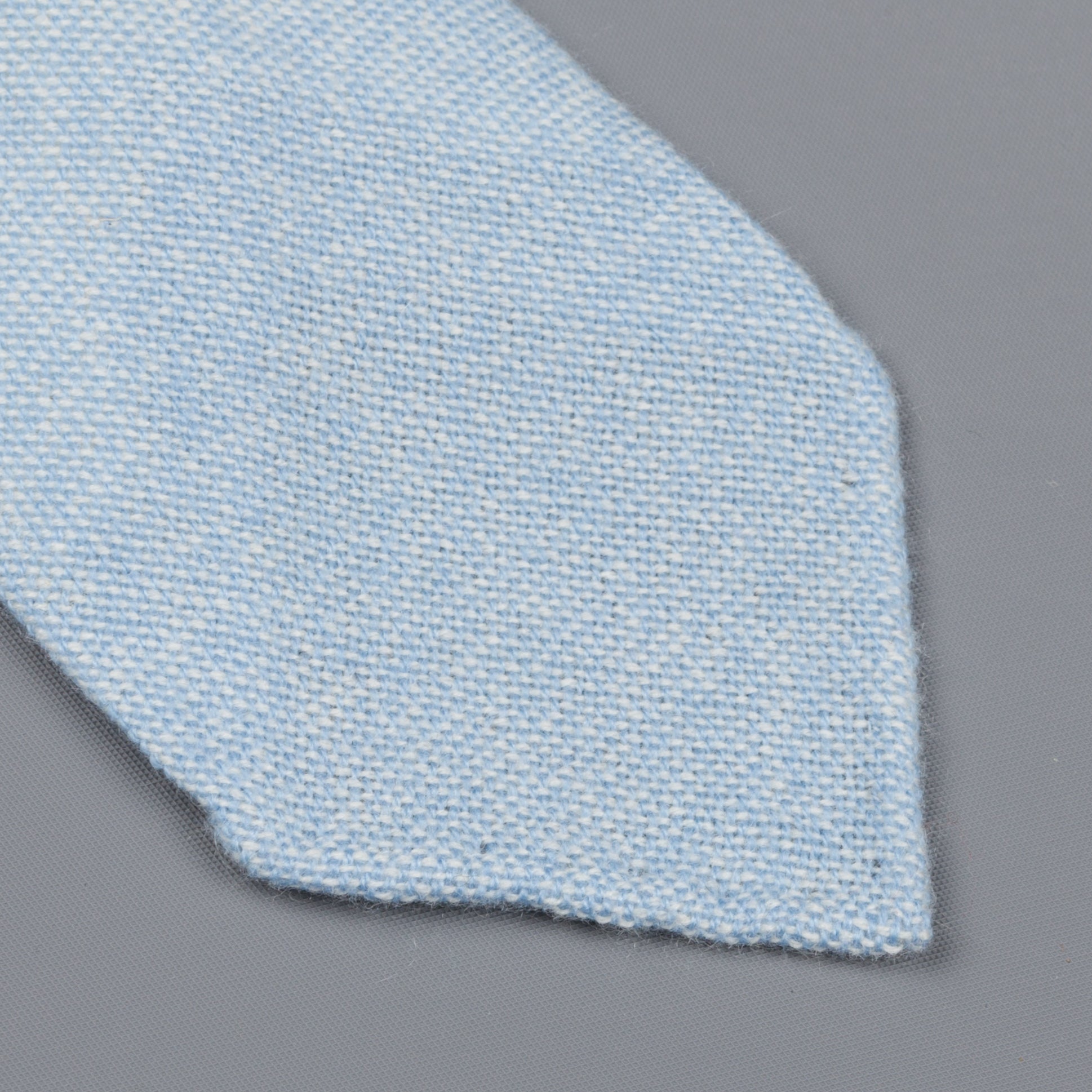 Drake&#39;s Cashmere Tie untipped &amp; Pocket Square Match sky blue melange