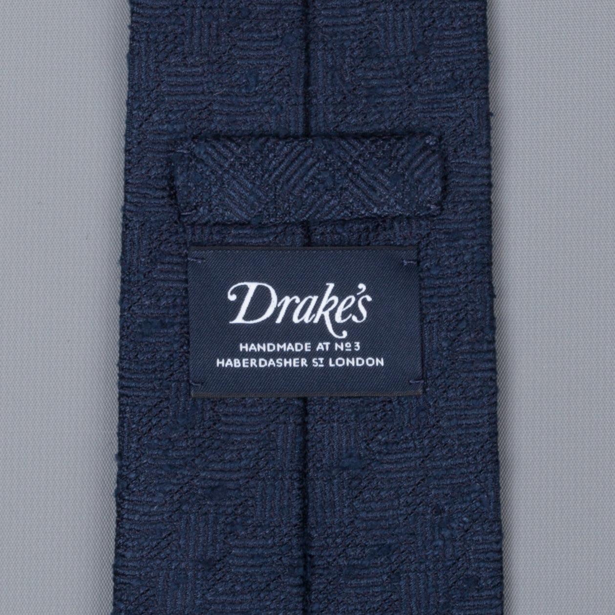 Drakes untipped basketweave tie in shantung silk Navy