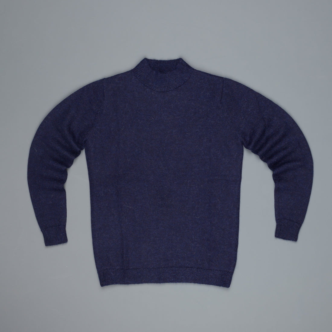 The Elder Statesman Alpaca Lightweight Call her crew Navy