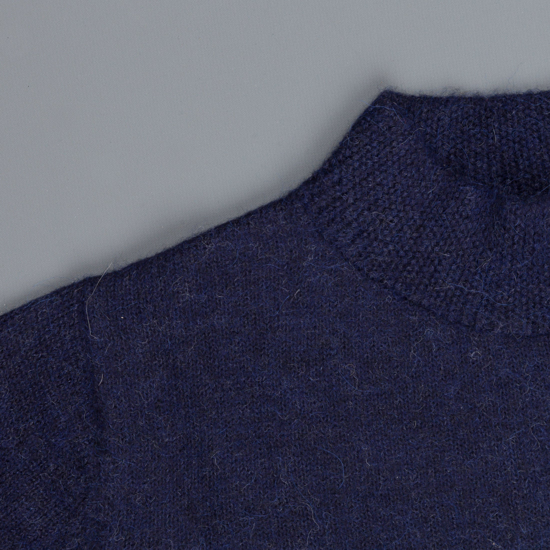 The Elder Statesman Alpaca Lightweight Call her crew Navy