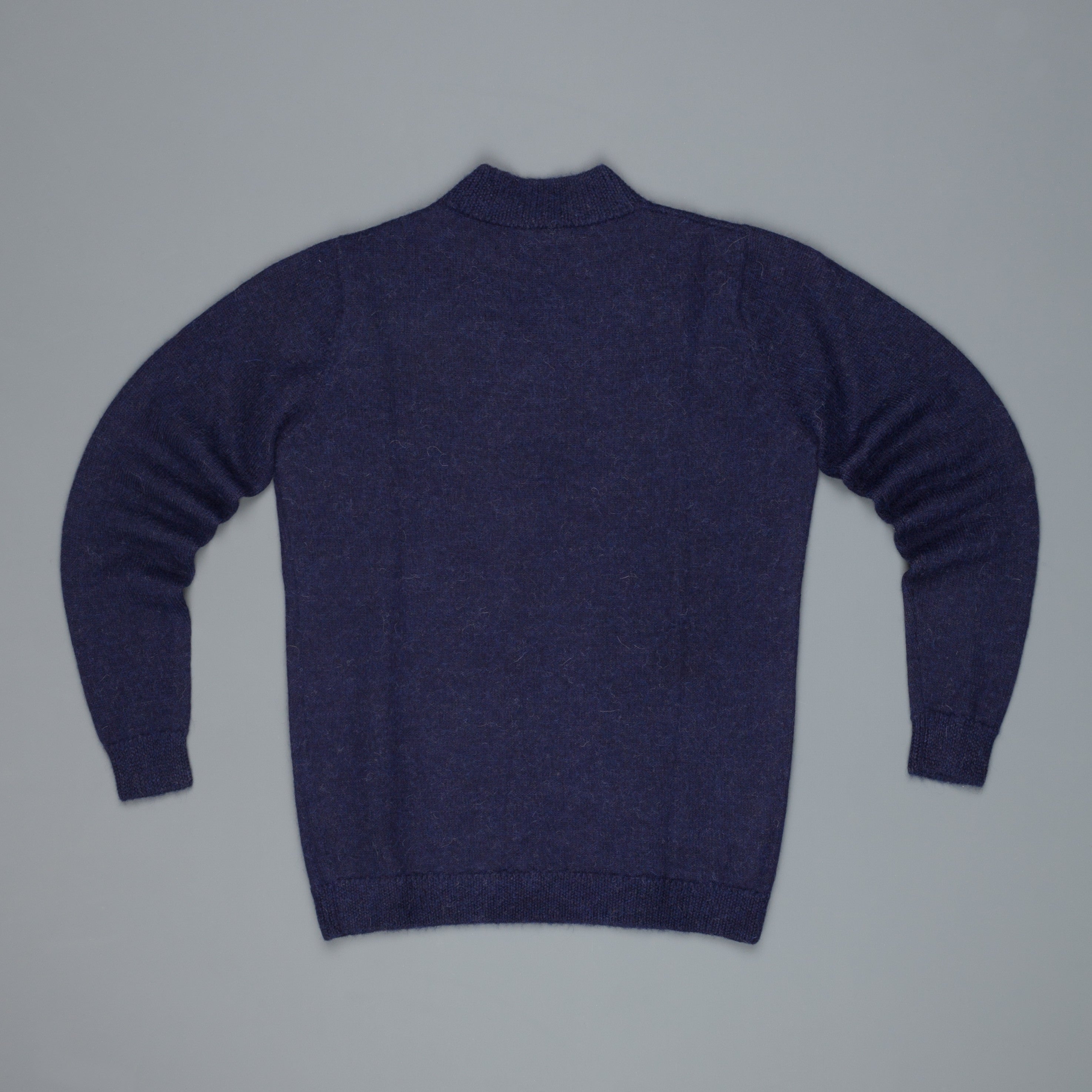 The Elder Statesman Alpaca Lightweight Call her crew Navy