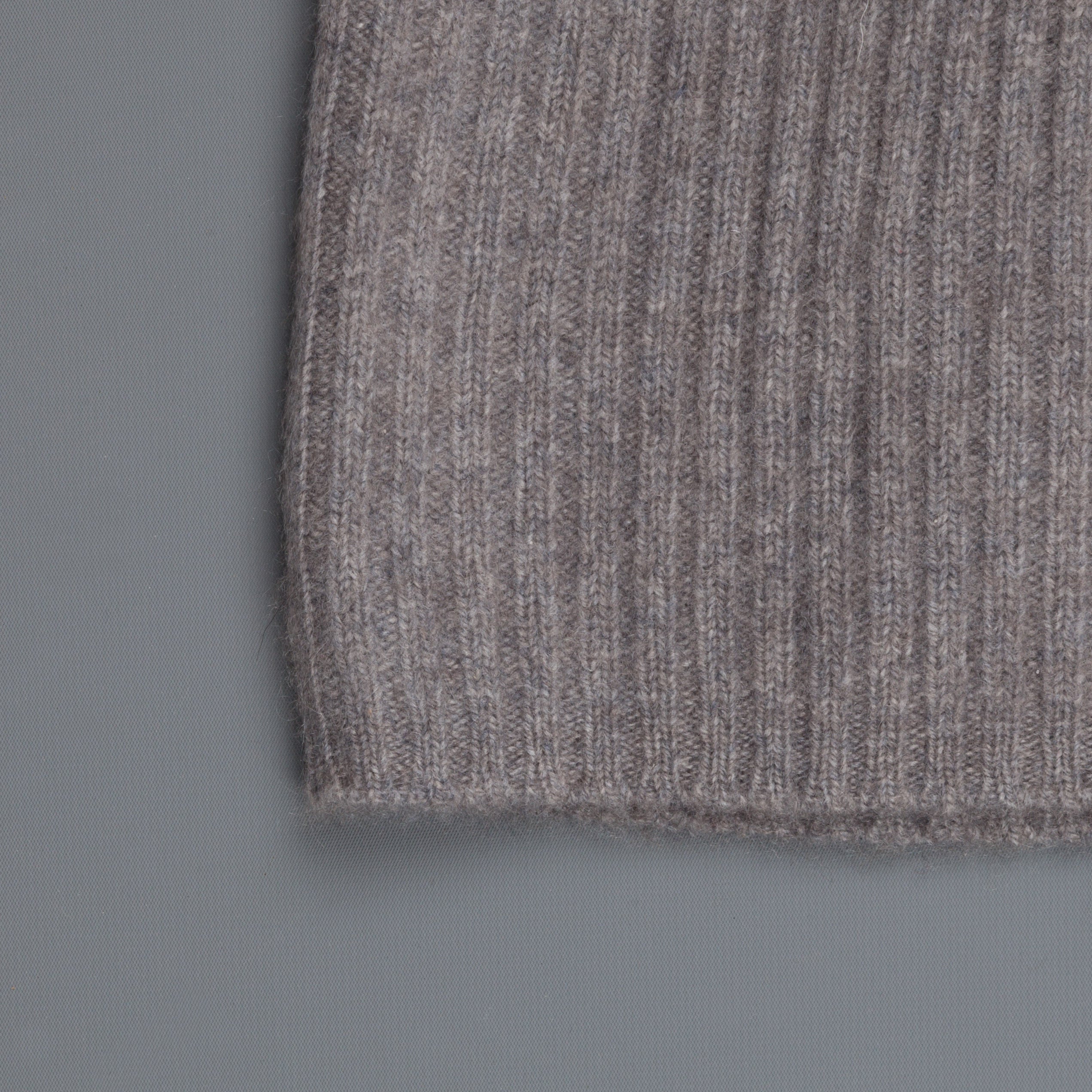 The Elder Statesman for Frans Boone 100% cashmere Odyssey Ribbed Turtleneck Grey Red Navy