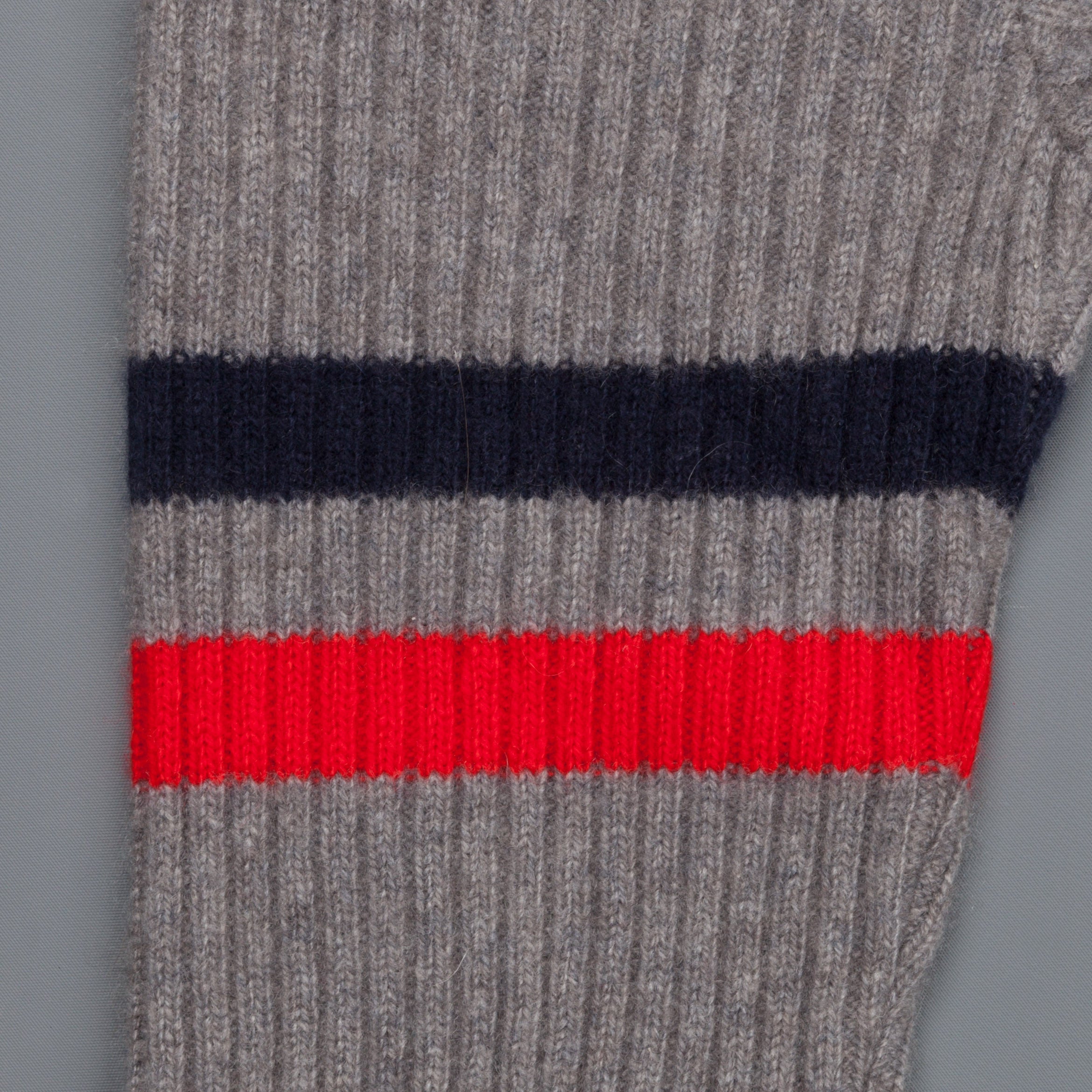 The Elder Statesman for Frans Boone 100% cashmere Odyssey Ribbed Turtleneck Grey Red Navy