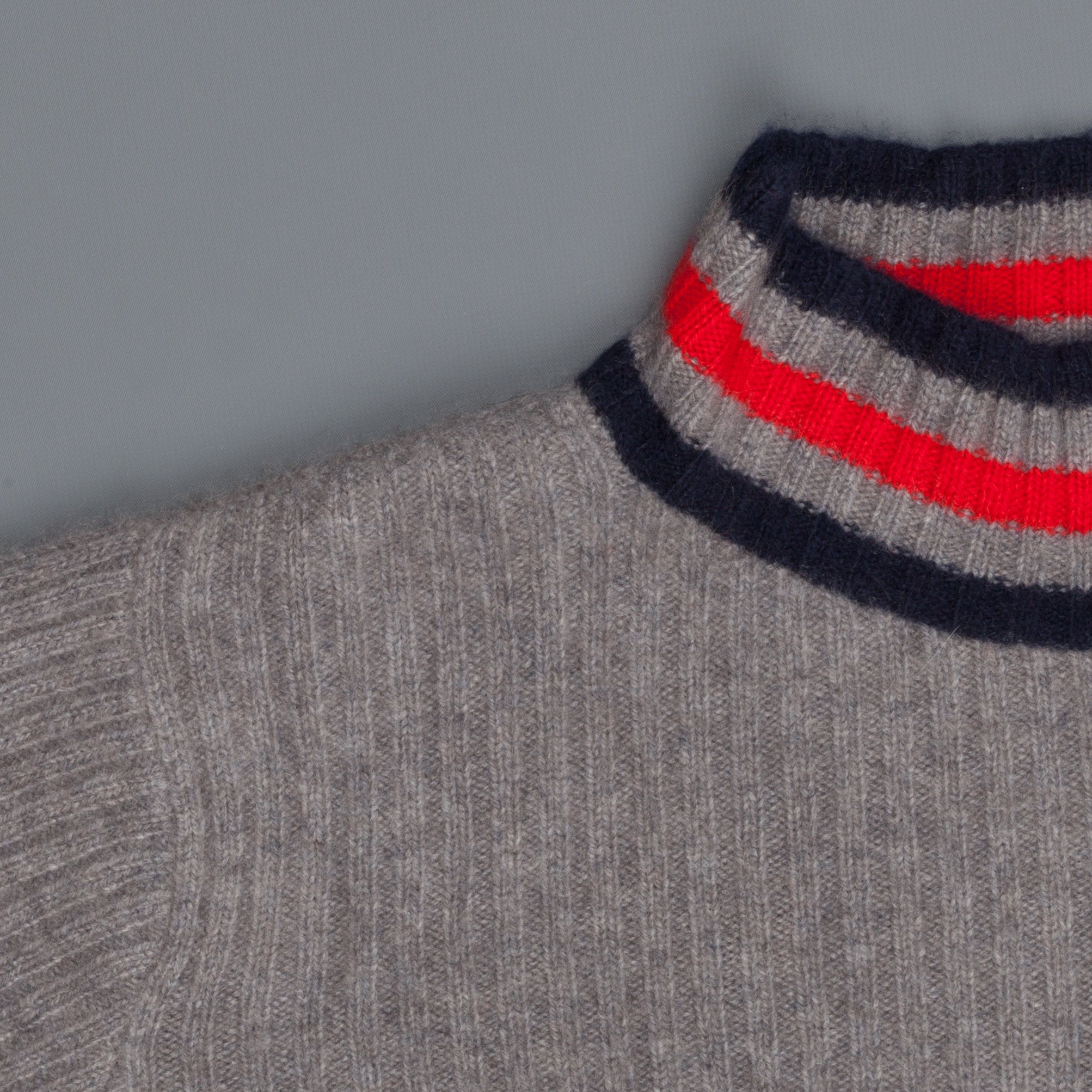 The Elder Statesman for Frans Boone 100% cashmere Odyssey Ribbed Turtleneck Grey Red Navy