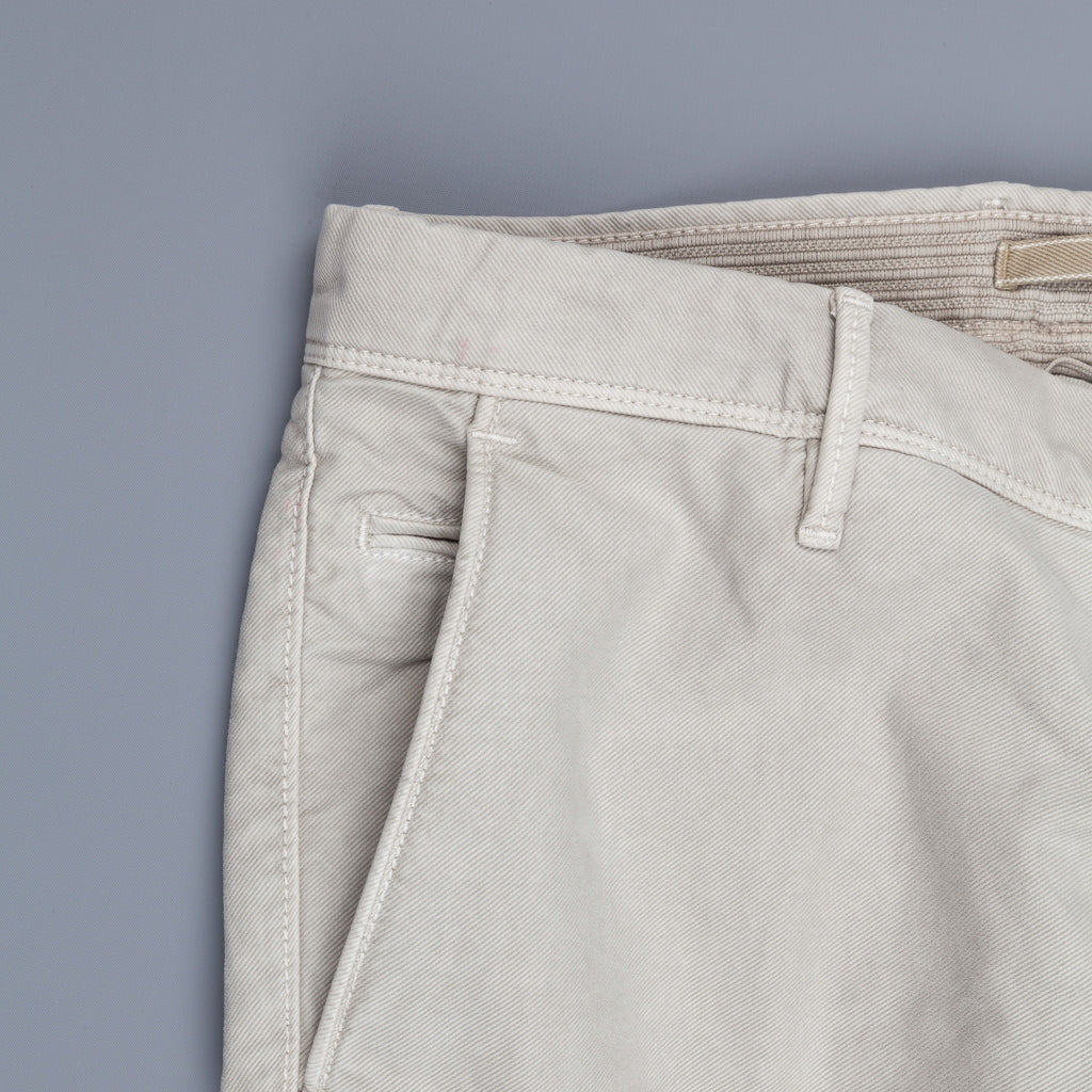 Incotex Model 103 Skinfit Chino's "Tricochino" Grigio Chiaro