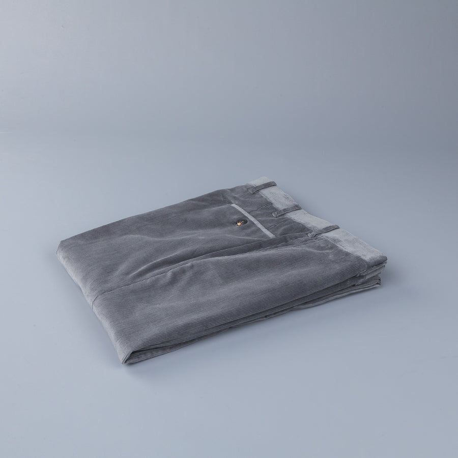 Rota Pantaloni High Rise Regular Fit 14-Wale Corduroy Stretch Grigio