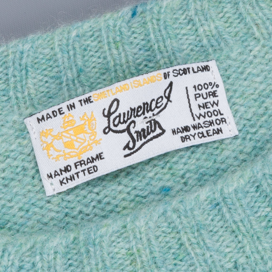 Laurence J. Smith Super Soft Seamless Crew Neck Pullover Fauna