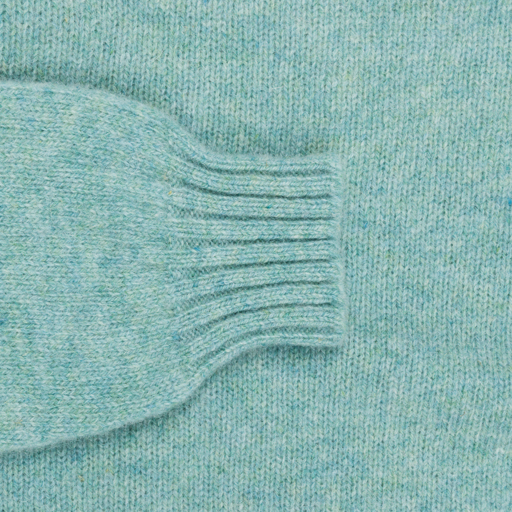 Laurence J. Smith Super Soft Seamless Crew Neck Pullover Fauna
