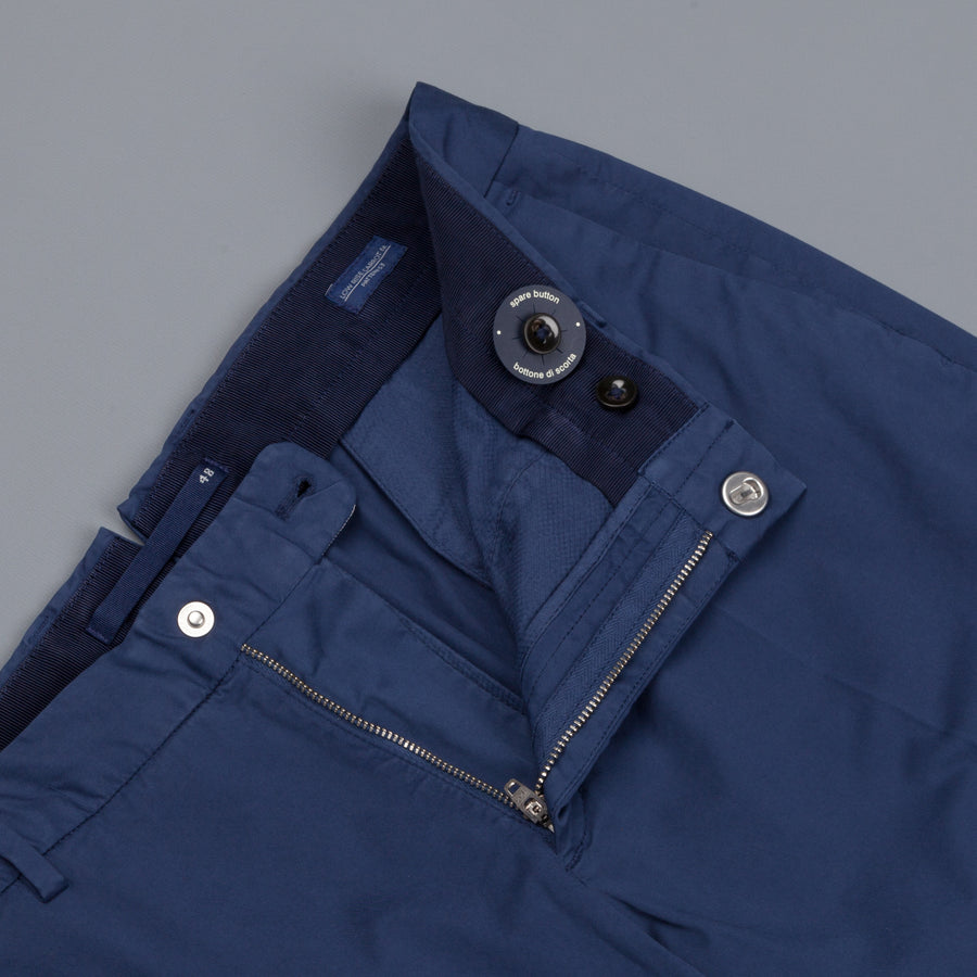 Incotex Venezia model 53 low rise carrot fit Bluette