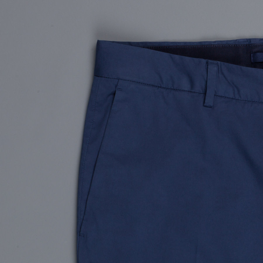 Incotex Venezia model 53 low rise carrot fit Bluette