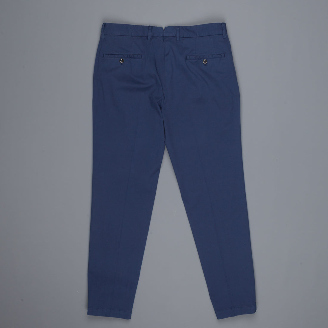 Incotex Venezia model 53 low rise carrot fit Bluette