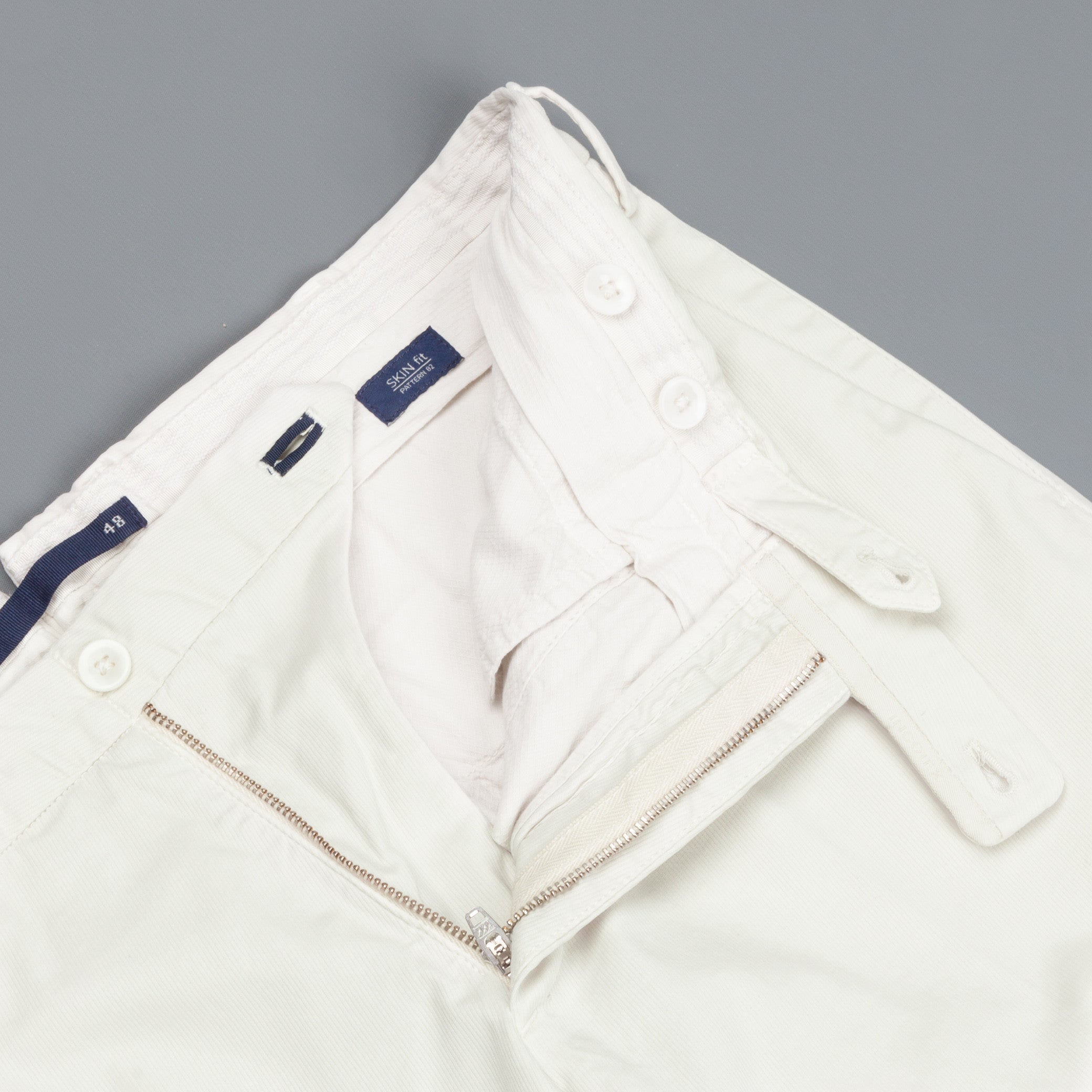 Incotex Venezia model 82 skin fit trico chino pants bianco naturale