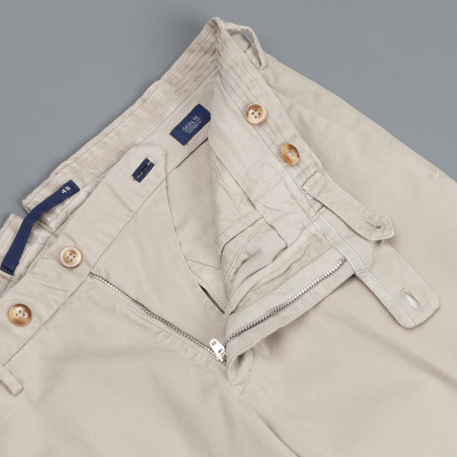 Incotex Venezia model 82 skin fit trico chino pants grigio medio